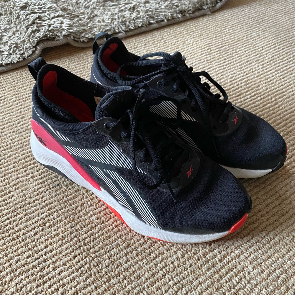 Reebok Sneakers